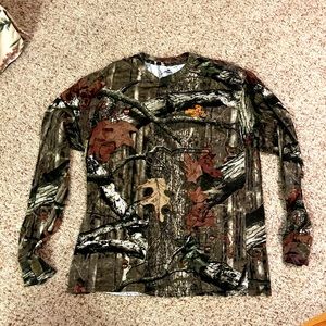 Mens Mossy Oak Break-Up Infinity Long Sleeve Hunting Tee Shirt T size Large Camo